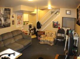 Large Lower 3 Bedroom Apartment U of G